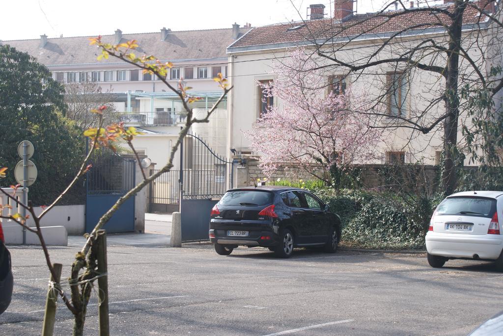 דיז'ון Appartement Le Louvre מראה חיצוני תמונה